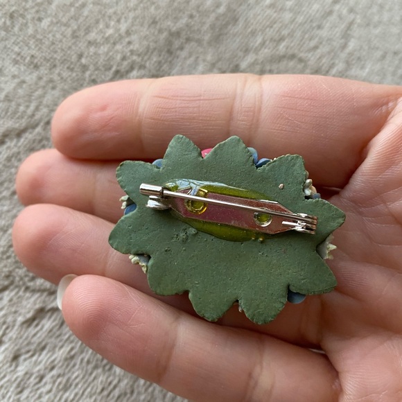 Vintage Floral Bouquet Brooch Pin - Picture 2 of 5